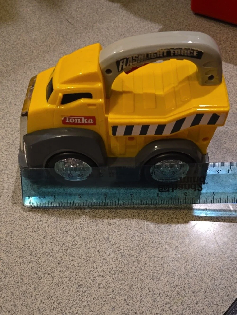 Tonka Yellow and Gray Handle Tow Truck Toy Freshligth Perfect For Trick Or Treat
